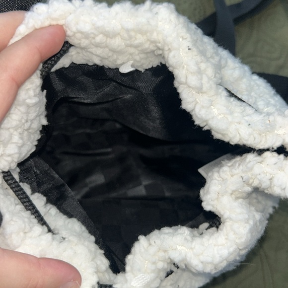 Vans Bucket Bag - Picture 4 of 4
